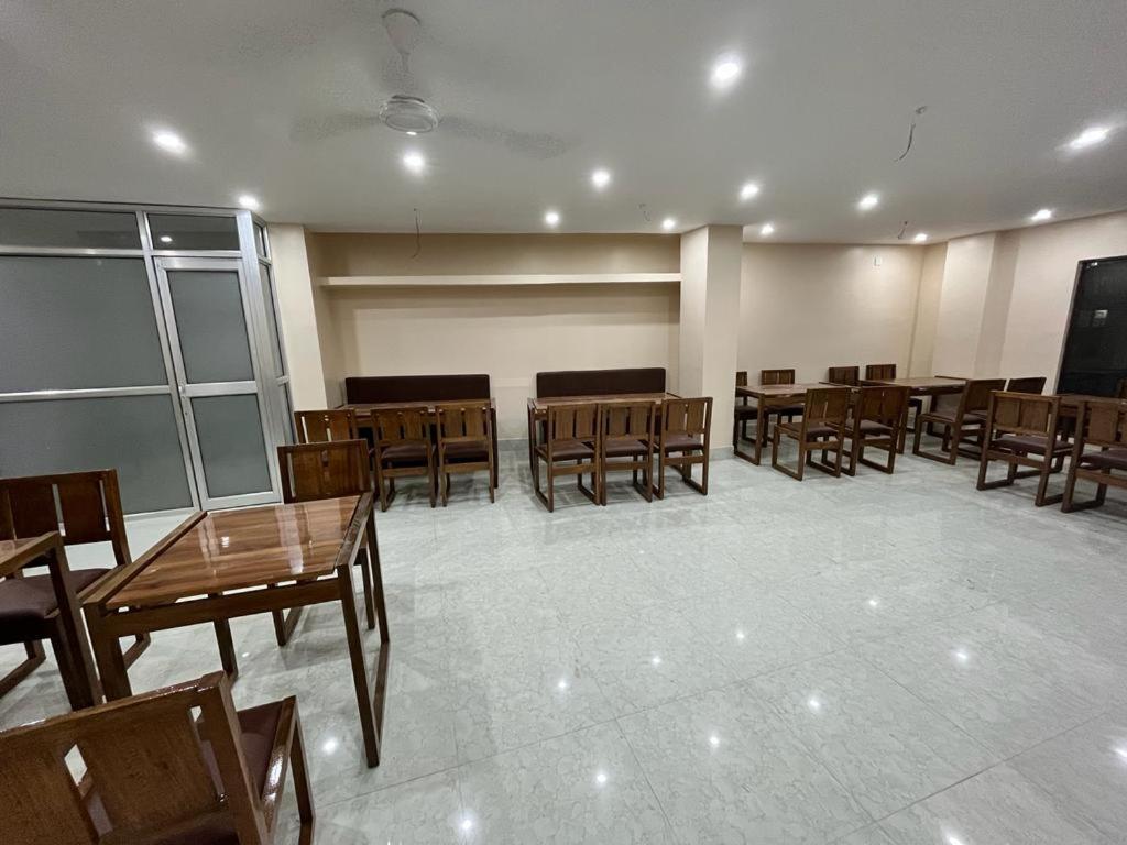 Hotel Magic Square Guwahati Exterior foto